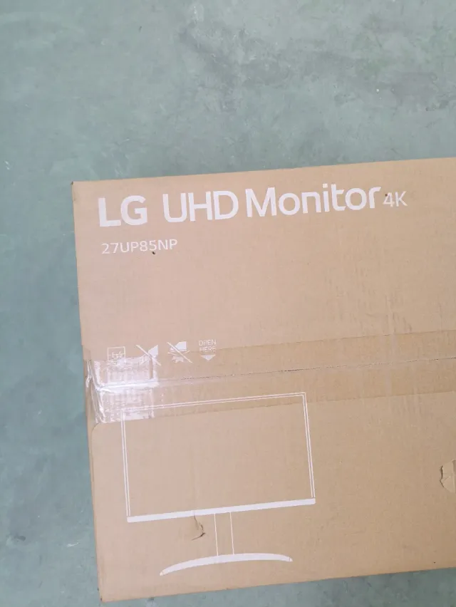 Monitor LG 27' IPS 4K Plata/Blanco