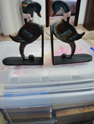 Sujetalibros de hierro con diseño de patos