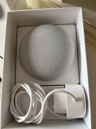 Google Nest Mini Gris Segunda Generación