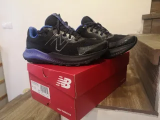 Zapatillas New Balance Nitrel V5 Negro/Morado
