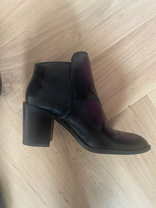 Botines charol Zara negros