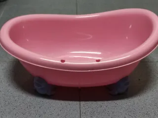 Muñeca Arias 48 cm + bañera