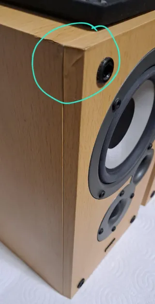 Altavoces Denon Mission