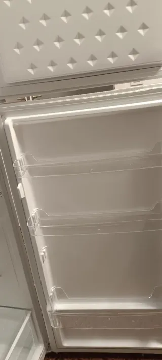 Nevera Benavent Blanca