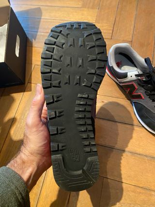 Zapatillas New Balance 574 talla 44 sin usar.