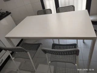 Mesa Cocina Blanca 125x75 + 4 Sillas