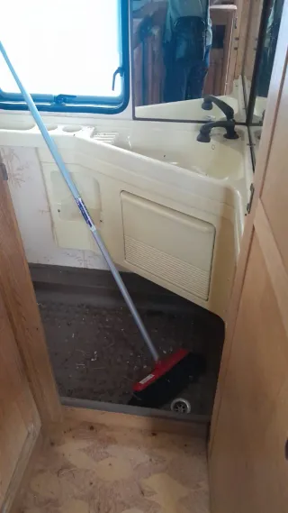 Caravana Bürstner 1100 kg