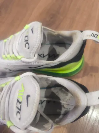 Nike Air Max 270 Verde y Blanco