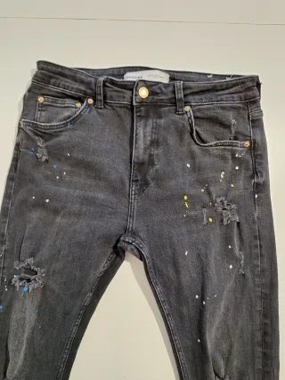 Pantalón hombre vaquero Bershka Negro con Pintura