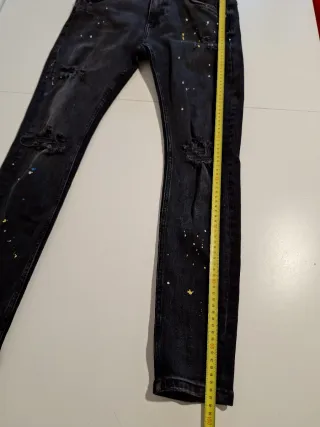 Pantalón hombre vaquero Bershka Negro con Pintura