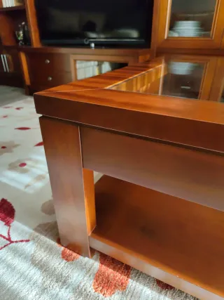 Mesa de centro madera noble y cristal