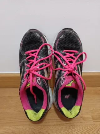 Tenis Joma Mujer Negro y Rosa