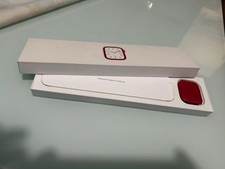 Apple Watch 7 Red Profuct