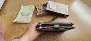 Cartera Sweet Candy Negra y Plateada