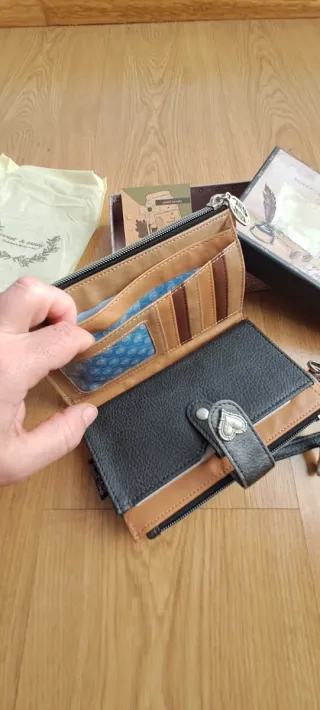 Cartera Sweet Candy Negra y Plateada