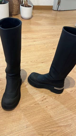 Botas altas negras Zara