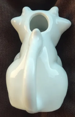 Jarra pequeña de leche de porcelana