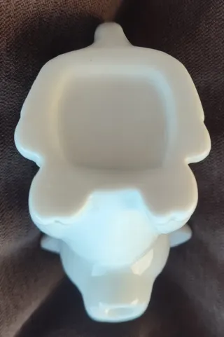 Jarra pequeña de leche de porcelana