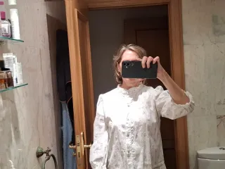 Blusa Mulaya plateada y blanca