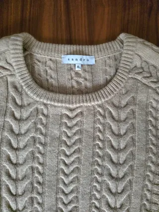 Jersey de lana Sandro beige trenzado