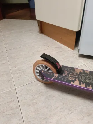 Patinete Oxelo infantil morado