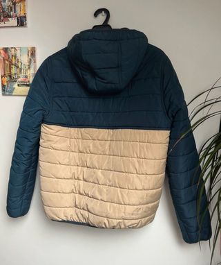 Cazadora acolchada Element azul y beige