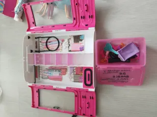 Pack  Muñecas Barbie y accesorios