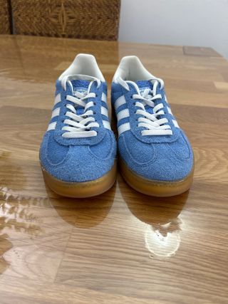 Bambas Adidas Gazelle Azul y Blanco