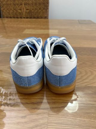 Bambas Adidas Gazelle Azul y Blanco