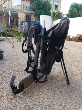 Mochila porta bebé senderismo