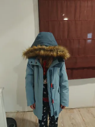 Chaqueta Quechua Azul y Turquesa 1 solo uso.