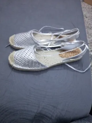 Sandalias Mundtang Talla 41 Plata