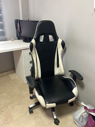 Habitación completa: Cama, escritorio y silla