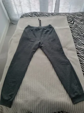 Pantalón de chándal gris