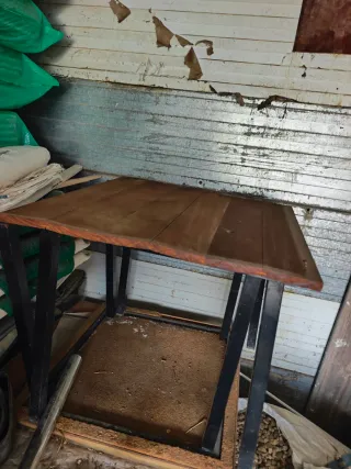 Mesa de bar. 80x80