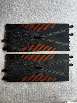 Scalextric: Pista, mandos y transformador