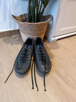 Botas de fútbol Nike Air Zoom Negras y Azules