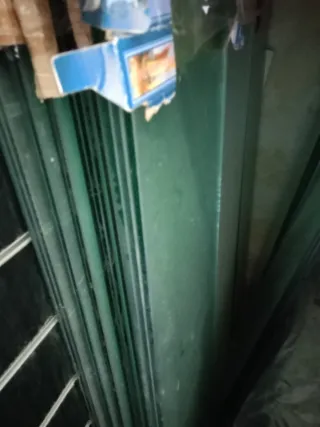 LIQUIDACIÓN LOTE MOBILIARIO TIENDA