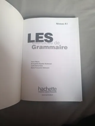 Les 500 Exercices Grammaire A1 Livre + Corriges...