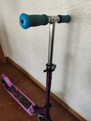 Patinete plegable morado Tijuana
