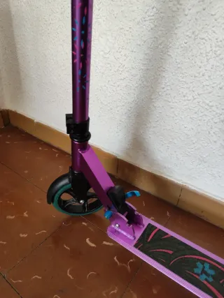 Patinete plegable morado Tijuana