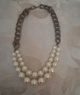 Collar Zara Perlas y Cadena dorada envejecida.