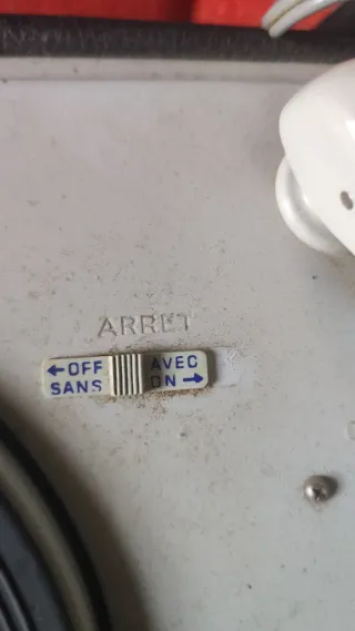 Tocadiscos Maleta Vintage. No funciona