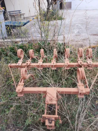 Tractor para parcela sin papeles