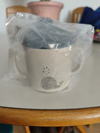 Jarra con tetina para bebé