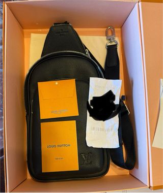 Bolso bandolera Louis Vuitton Negro