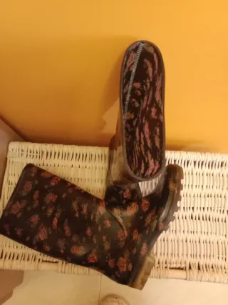 Botas de agua con estampado floral