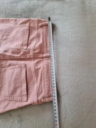 Vaqueros pitillo rosas