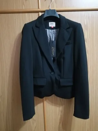 Blazer Only corto nero taglia 34