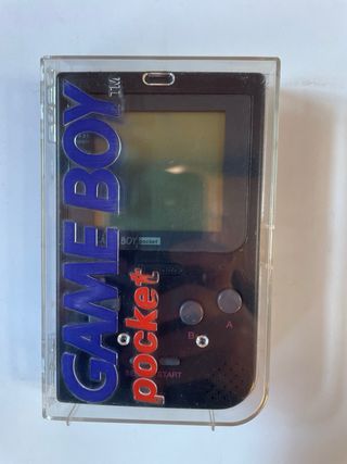 Game Boy Pocket Negra + Carcasa Protectora